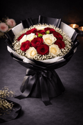 Bouquet de roses rouges et blanches Promesse livraison Alger - Wardati